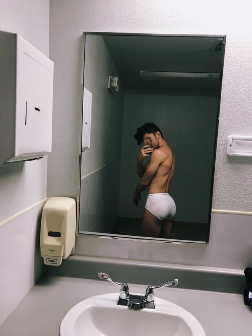 sincerely-mason: tighty whities