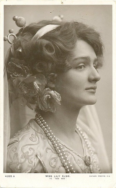  British Actress Lily Elsie 1886-1962 and her wonderful Hairdos 