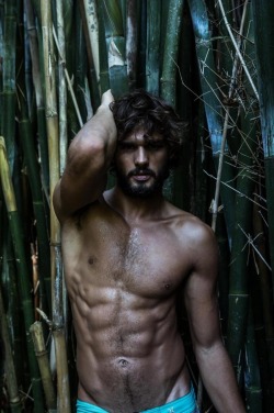 bddbg:  lifeavecdave:  Marlon Teixeira, more