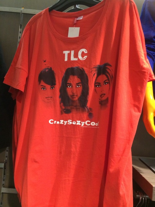 neeea: I saw something crazysexycool in H&amp;M today! I was THIS close to buying it, too. Becau