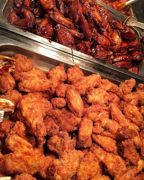 CRAVEFOODIE.COM