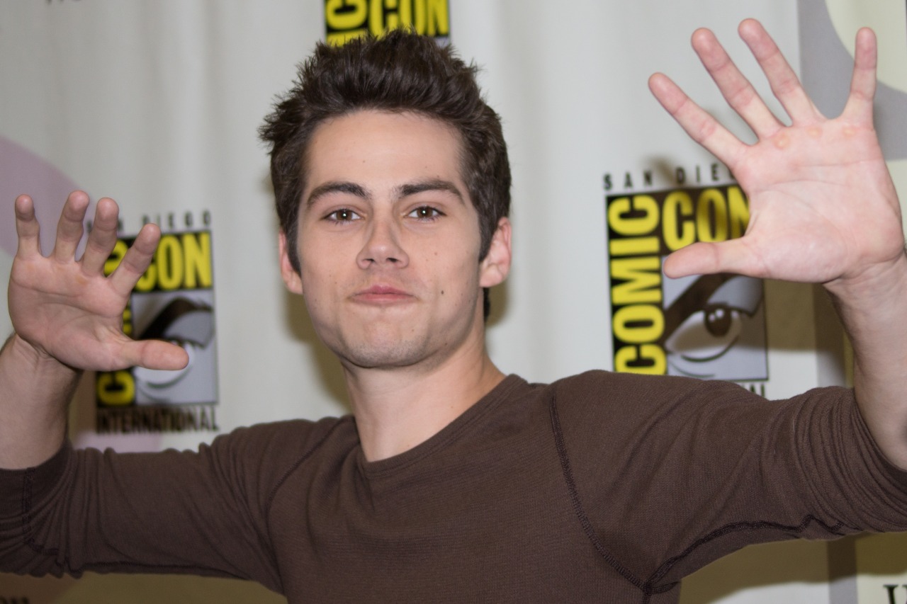 variful:idk i really needed this quality pic of dylan on my blog