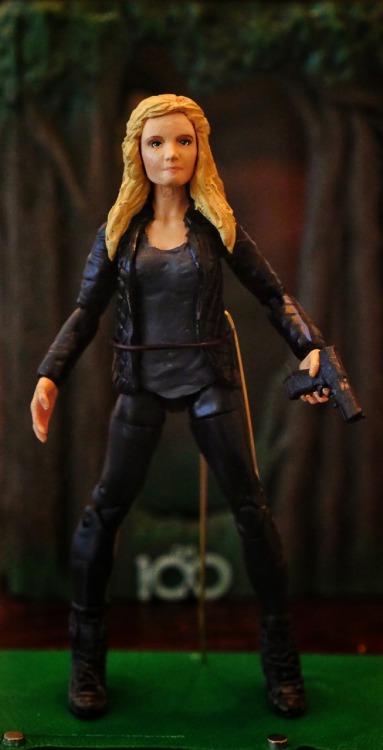 aaronginsburg:  CLARKE GRIFFIN ACTION FIGURE?!  Okay, so this is just a prototype. But how freaking cool is it?! I’ll answer for you: SUPER COOL. Incredibly detailed, down to the midnight blue racing stripes on her jacket, fully posable, and it comes