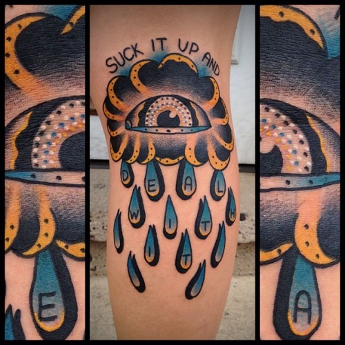 kingfantastic:  A dark cloud of apathy. Katrina sat like a fucking warrior while I tattooed her knee ditch today! Thank you so much! #gunsup #xena #warriorprincess (at Heart and Soul tattoo) 