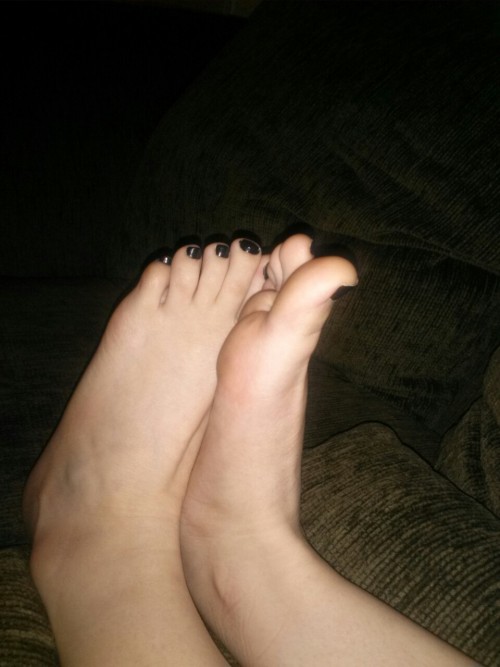 dannyg-love - leiasfeet - Don’t you just love my feet?Mmmmmm...