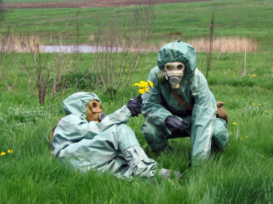 chainsawyou:  if you keep liking my posts we gonna end up like dis