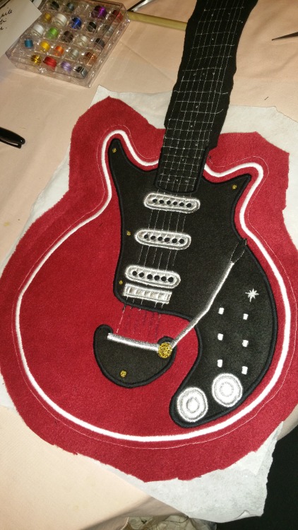 Progress on the Red Special plush! I’ve just ordered a soundbox for it, so it will also have p