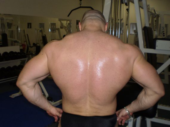 bigguythings:  jjsmithmg:ID?Just Big Guys: 08/10   
