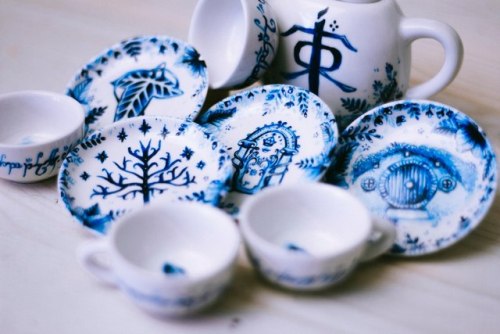 eldamaranquendi: Tea-set by  Marsupial Pudding “If ever you are passing my way,” sa