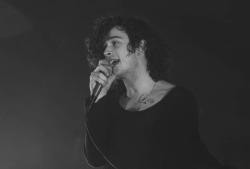 healydanes:  Matty Healy at Festival Hall Melbourne [x] 