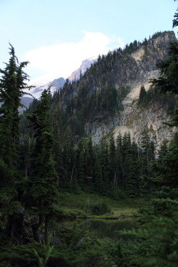 wanderthewood:  Mystic Lake and Mineral Mountain