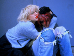 xtrandom:  Courtney Love and Kurt Cobain
