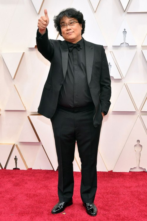 fateisnotastraightroad: Bong Joon-Ho at the 2020 Academy Awards