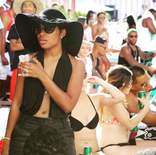 jaycooleyy:  My WomanCrushWednesday is Dej Loaf