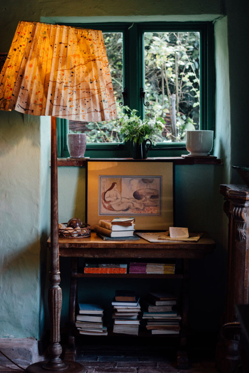 [Inside Monk’s House, East Sussex.]