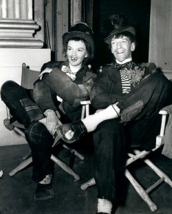 wehadfacesthen:  Judy Garland and Fred Astaire