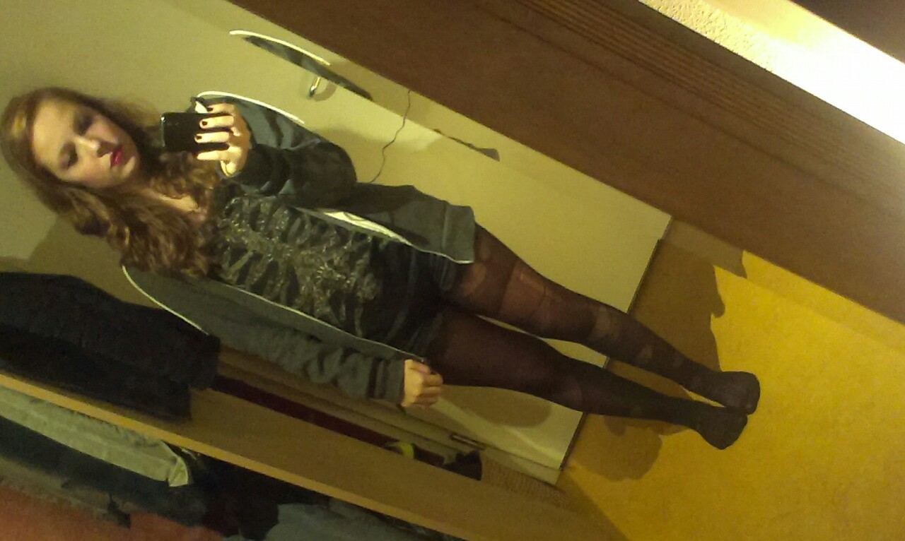 angelwithbloodblackwings:  kein sinn aber ich. 