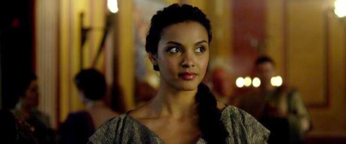 Jessica Lucas as Ariadne in POMPEII – 2014Source: canadahun.com