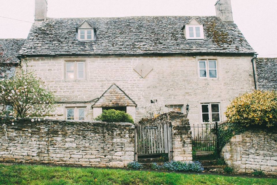 floralls: stone cottages in Bibury by  Eduard Militaru   