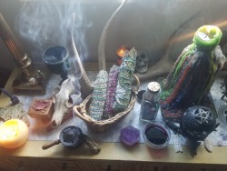 wildprairiewitch:Doing some harvest magic