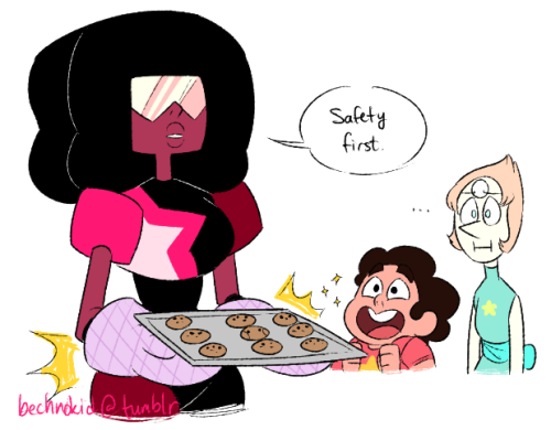 bechnokid:  Based on this adorable post. I’m pretty sure this has been done before, but hey, I had fun drawing out this comic!