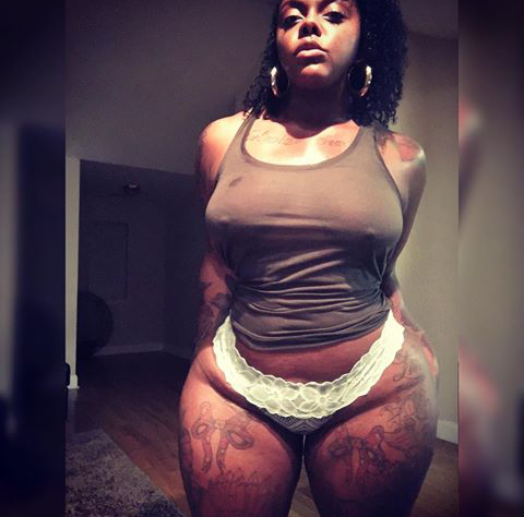 dolemite666:  footz76:  She’s a beast👅🔥🔥🔥🔥👅  OhhhWeee All Dat