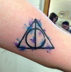 fuckyeahtattoos:  Deathly Hallows