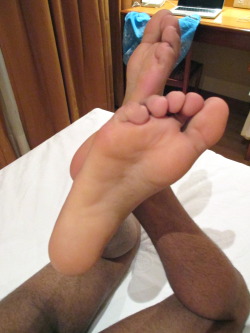 nzfeet90:  These soles are ridiculously sexy. It’s just stupid. Stop it.