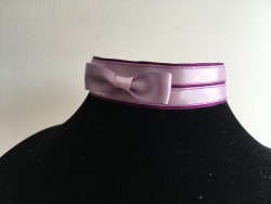 thedoodlekitten:  cupcake-kittenn:  thedoodlekitten:  thedoodlekitten:  It’s my birthday really soon so I thought I would celebrate with my lovely followers by having another giveaway!  This time the prize is a custom collar that we will work together