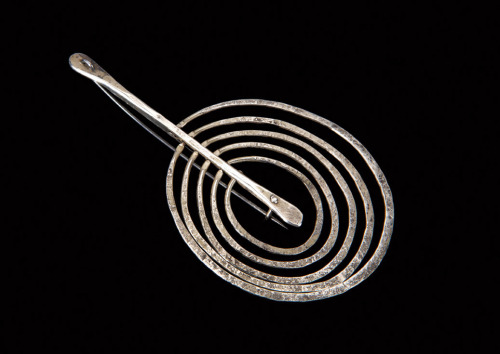 Harry Bertoia, Brooches, 1943-50. Hand-hammered silver