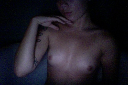auttie:  feelin’ myself in the bathtub
