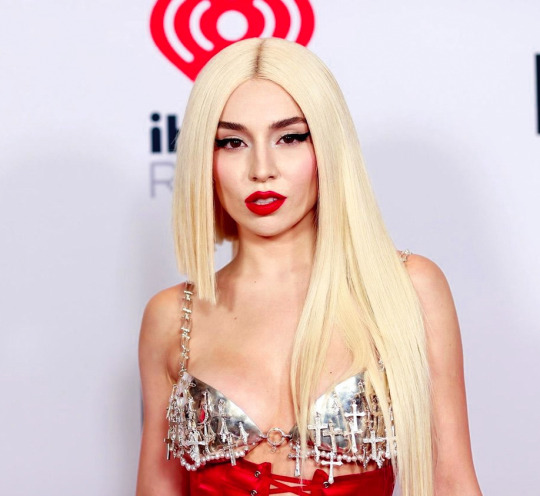 Porn photo esterexpositio:Ava Max at iHeartRadio Awards