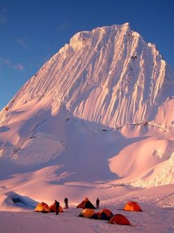 bojrk:  High camp at the base of Nevado Alpamayo, considered one of the most beautiful mountains in the world, in Cordillera Blanca, Perú 