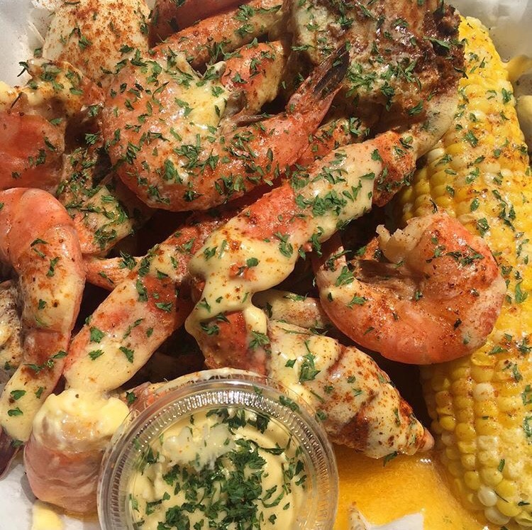 blackgirlsreverything:  black-exchange:  King Crab Atlanta  IG: kingcrabatl  ✨