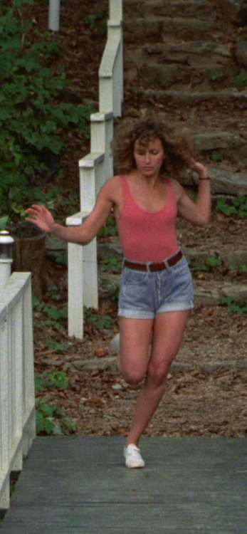 costumeloverz71: Baby Houseman (Jennifer Grey) Pink tank top &amp; jean shorts.. Dirty Dancing (