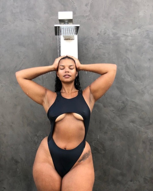 thinfatfit: instagram.com/lessance happy hips