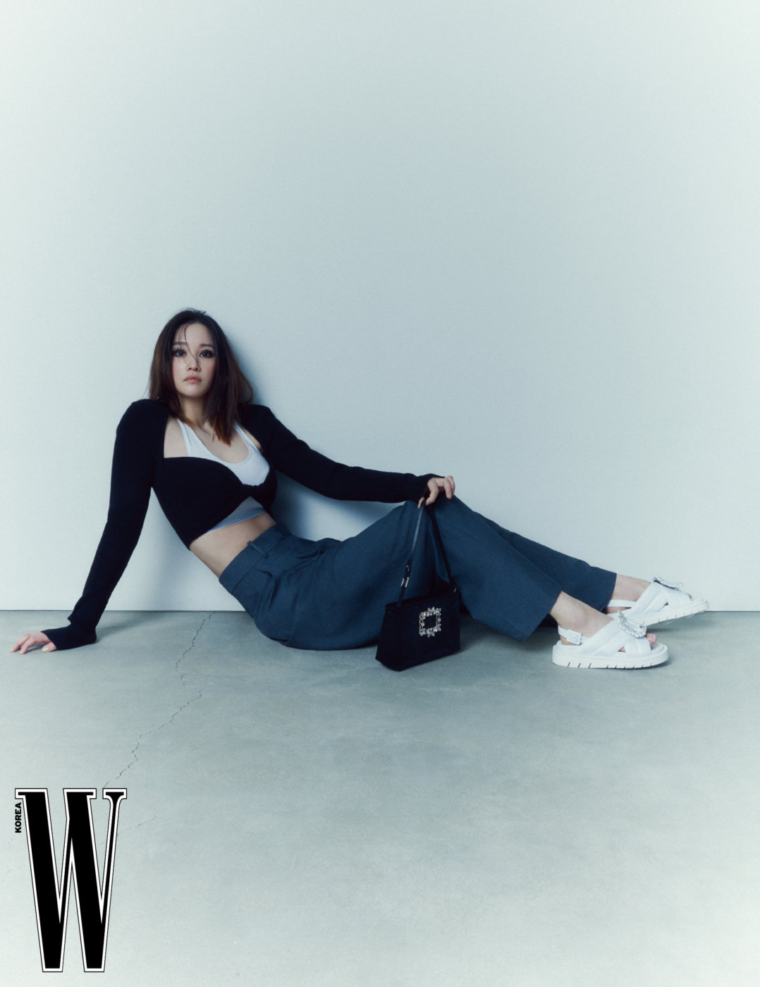 Jeon Jong Seo - W Magazine May Issue ‘22 - Korean photoshoots