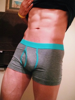 prettygayboys:  similar posts: here  Bulge