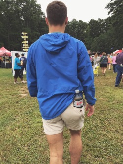 derekbinsack:  benharveyjr:  wedgie  Wait