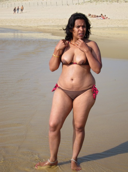prythm:  Desi Bhabhi - Beach Fun…  Follow porn pictures