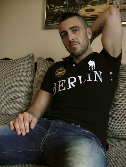 goddy654:  Hunks &amp; Hotties on goddy654.tumblr.com 