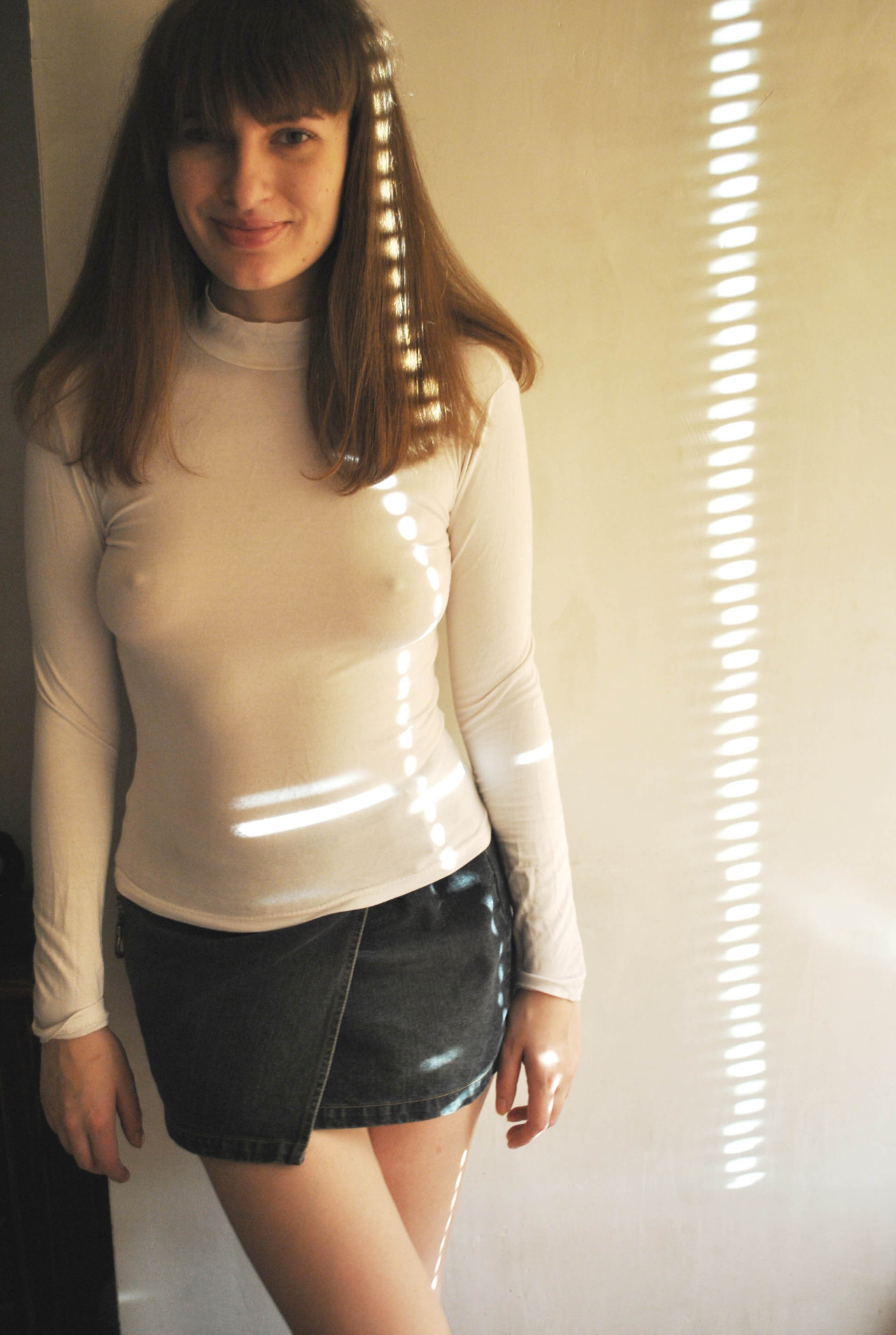 continuousstateofdesire:  acroquer   Love the skirt