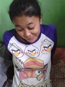 Zharifmohd:  Eaglemata:  Tight Pussy  Baju Angry Bird Buat Bird Abang Angry. Stim