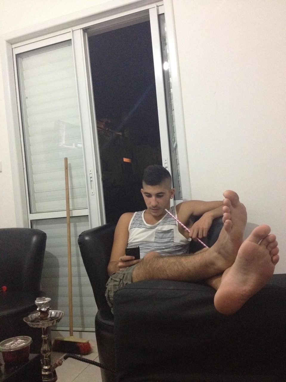 footlandia:  ammogay:  Arabs :*   Cute and amazing feet. 