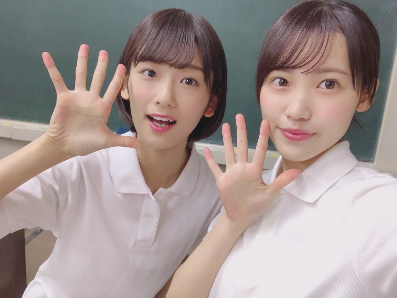 yurnahirate:  目覚まし時計(松田 里奈公式ブログ | 欅坂46公式サイトから)