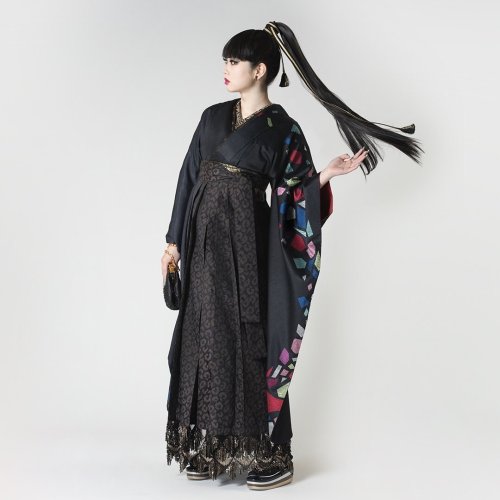 Modern hakama outfits by Roccoya. “Kaleidoscope” furisode is paired with a hakama with t