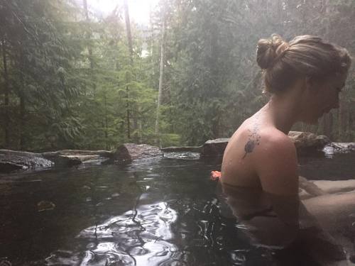 lindsaymebroderick:  Hot springs - amazing porn pictures