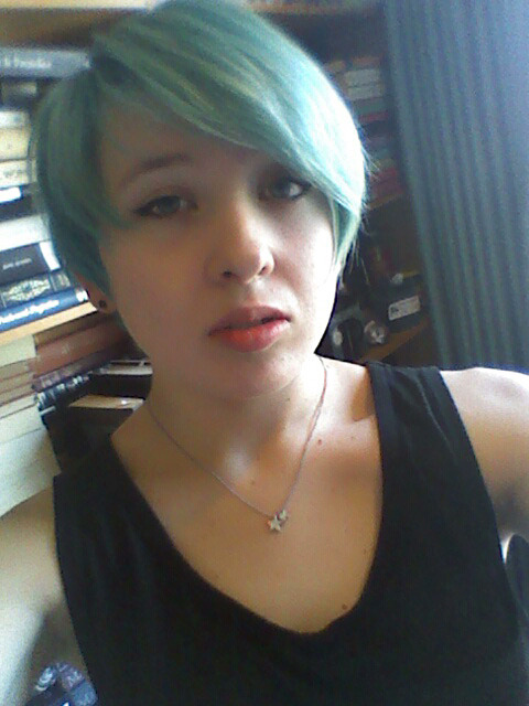 asteriads:how do you even take selfies