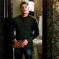 jensenfans:  Dean’s Henleys  ➥ Live Free or Twihard // 6x05 