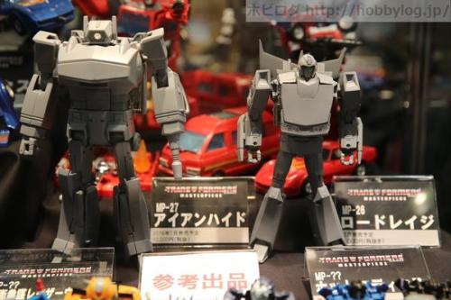 aeonmagnus:  Transformers Masterpiece Shockwave and Hot Rod revealed. 